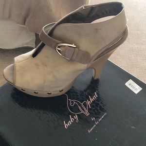 Shoes baby phat, suede